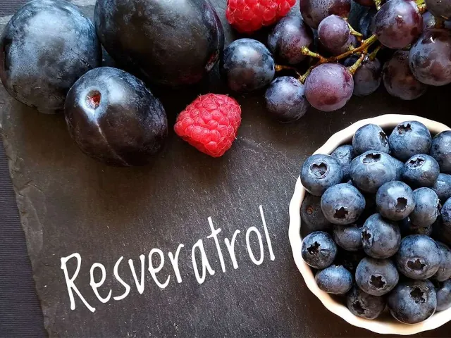 Biotina Vitamina E Resveratrol 03